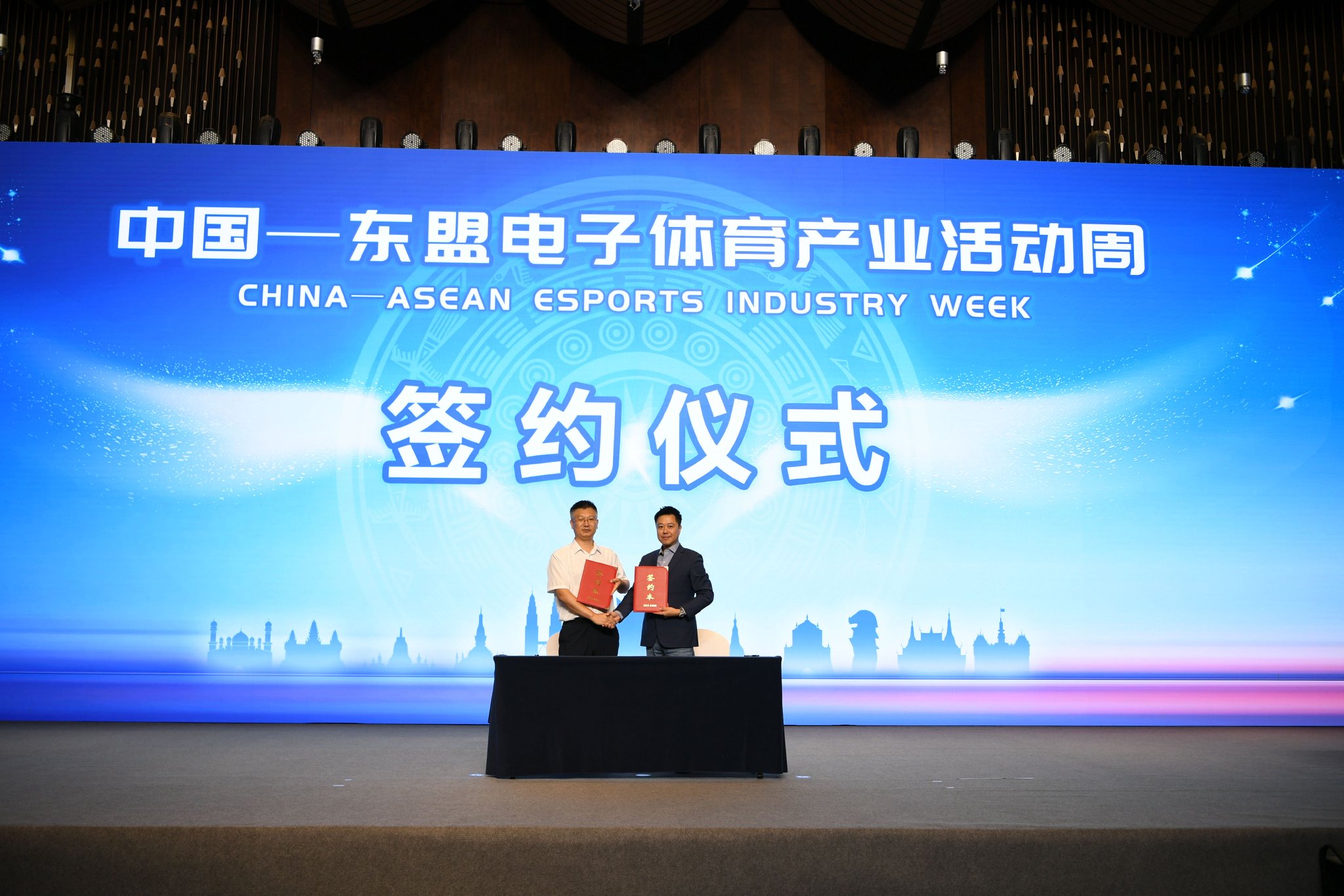 正式加入东盟，东帝汶总理的泪水与新生的希望