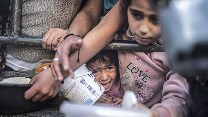 加沙医疗系统濒临崩溃,上千名婴儿丧生背后的悲剧 加沙医疗系统濒临崩溃,上千名婴儿丧生背后的悲剧