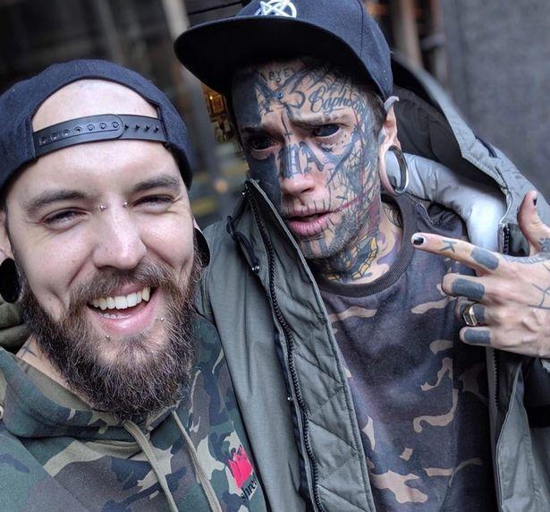 纹面男孩，新身份证背后的故事与蜕变