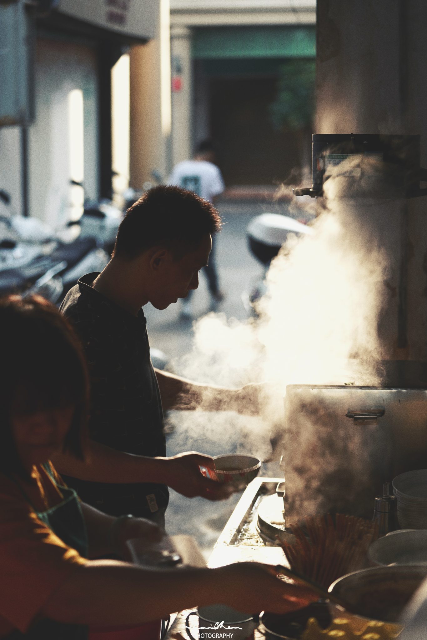 市井烟火气，治愈心灵的温柔力量