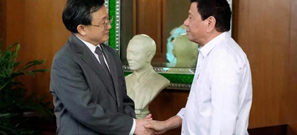 贵州茅台董事长张德芹辞职，行业震动与未来展望