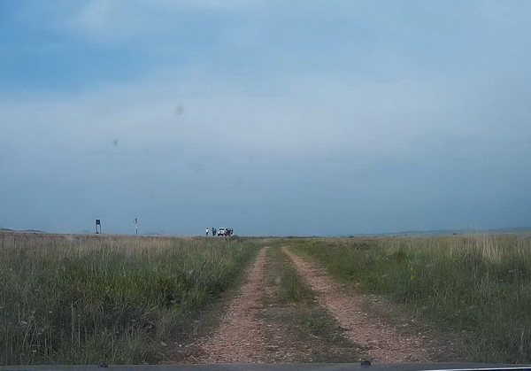 夫妻自驾游内蒙，意外收获500斤蔬菜的温馨之旅