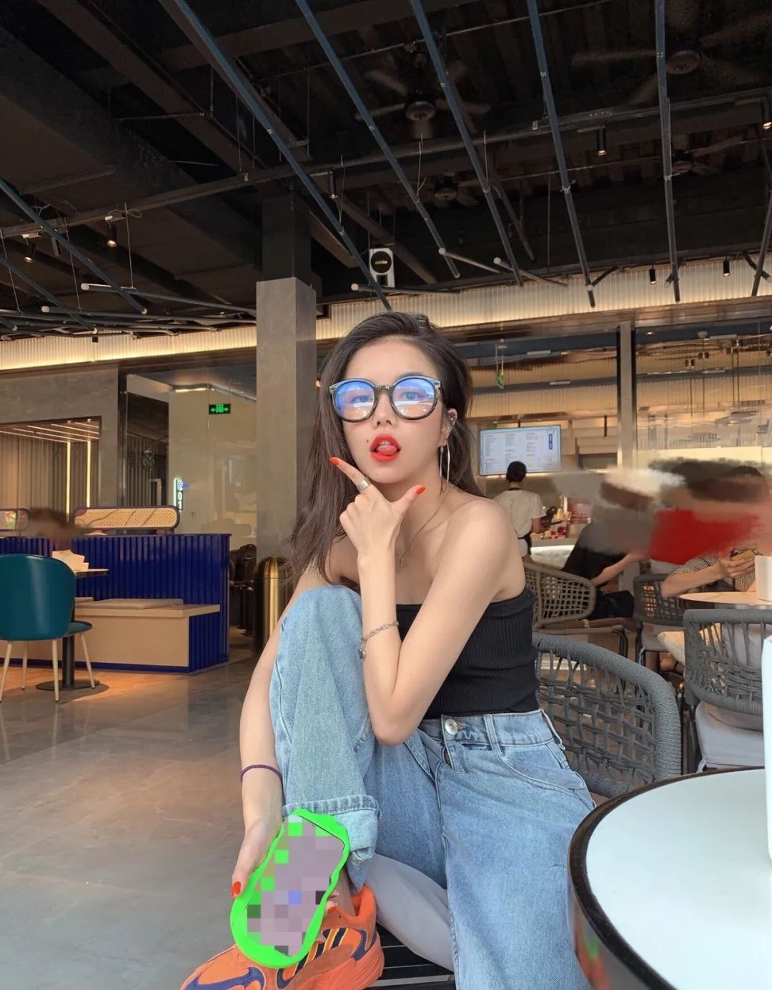 美女博主糖心的甜蜜陷阱，网络窃密与道德沦丧