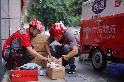 女子网购快递被标，挑剔顾客二次换货的背后故事