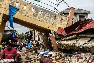 四川甘孜4.7级地震，自然力量的警醒与社区的坚韧应对