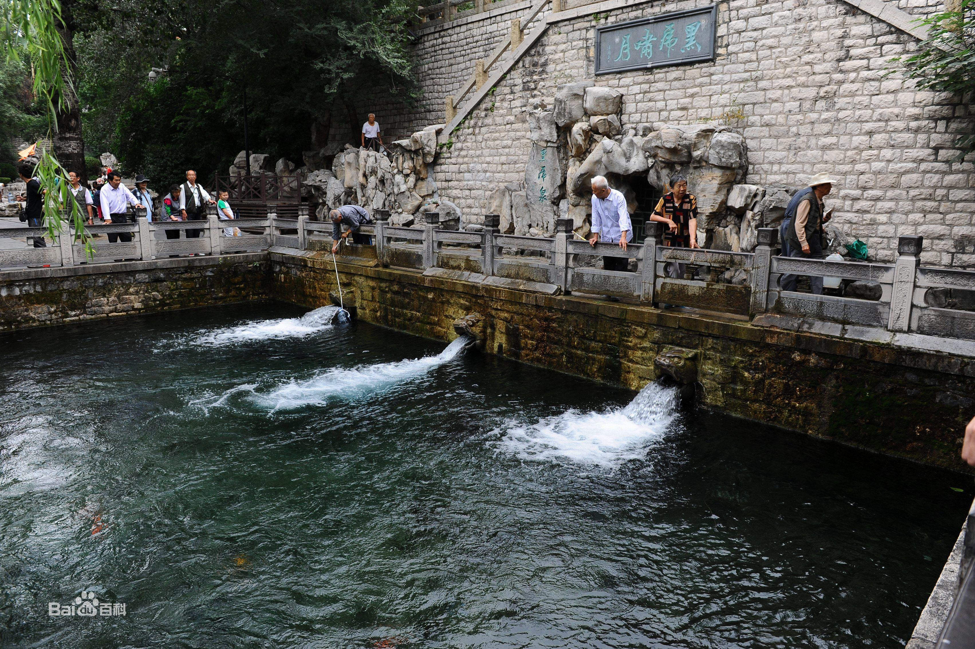 趵突泉靠水泵才能喷涌？一则流传已久的谣言解析