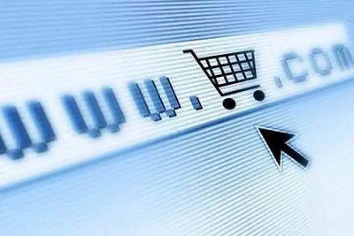 特朗普政府对进口中型和重型卡车征收25%关税，影响、争议与未来展望