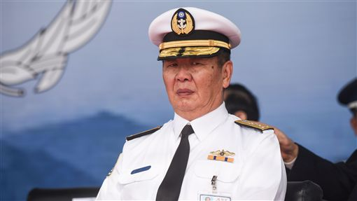 台湾连续发生飞行安全争议引发社会担忧 台海军正式道歉并承诺改进 台湾连续发生飞行安全争议引发社会担忧 台海军正式道歉并承诺改进