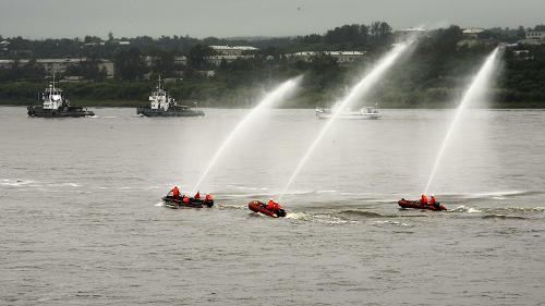 航行警告,刘公岛东部水域实弹射击演习的航道安全博弈 航行警告,刘公岛东部水域实弹射击演习的航道安全博弈