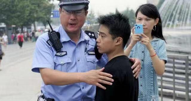 从奥运冠军到负债累累，杨威自曝房贷危机背后的真相