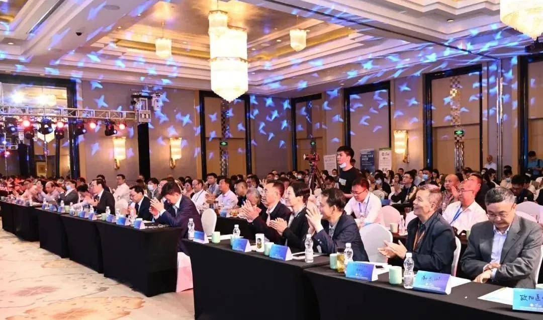 刹车还是油门?公安部5秒俱乐部准入引发的行业震荡 刹车还是油门?公安部5秒俱乐部准入引发的行业震荡