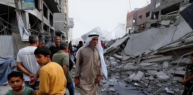 铁路部门的妥协，普速列车为何在车厢连接处允许吸烟？