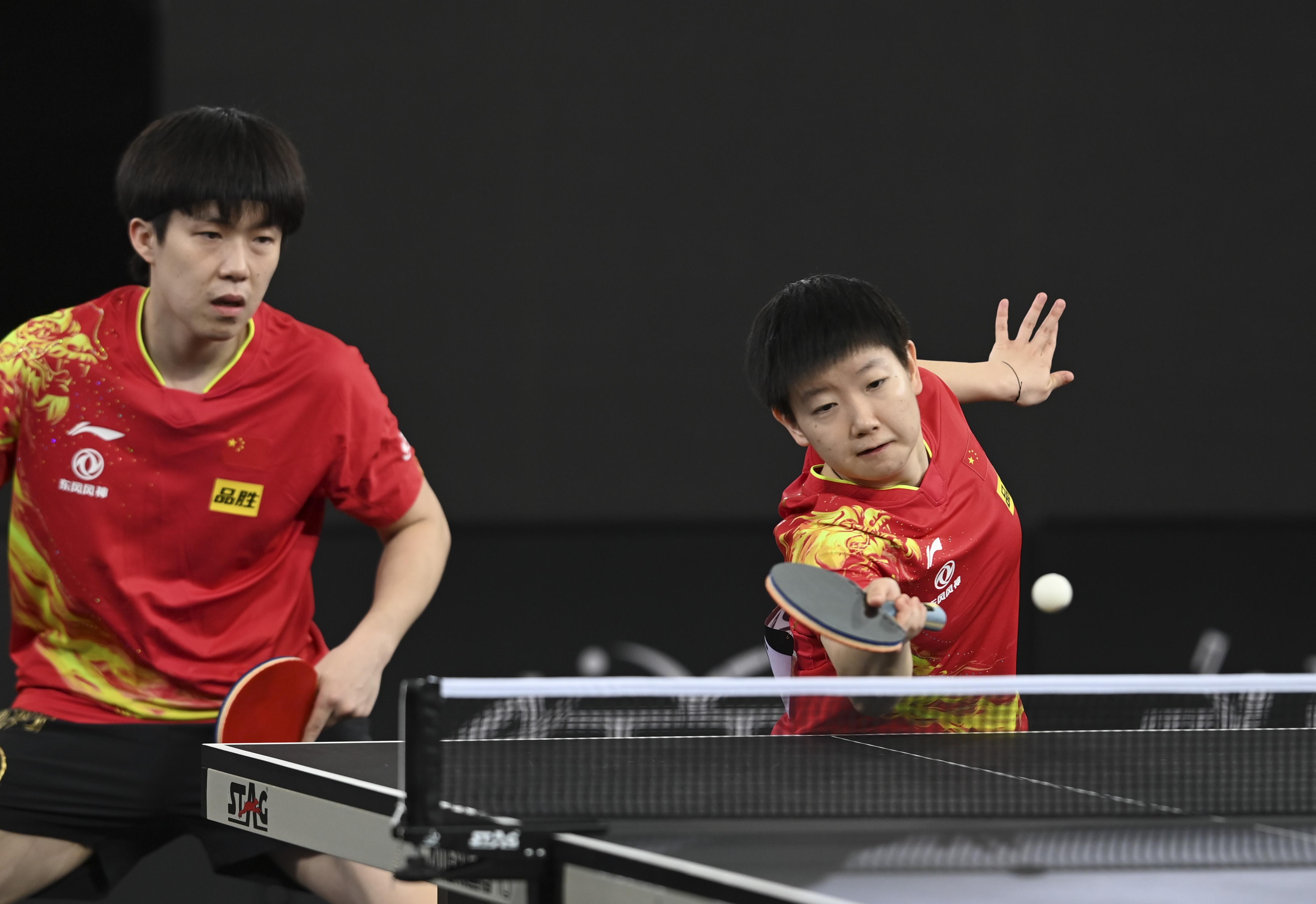 王楚钦孙颖莎双杀香港总决赛混双外卡 国乒新生代横扫亚洲之巅