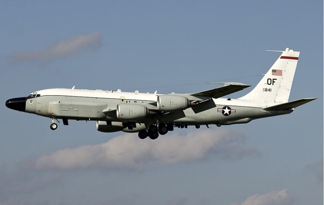 台海局势再升级,解放军驱离外军机,近距离对峙暴露何种战略信号? 台海局势再升级,解放军驱离外军机,近距离对峙暴露何种战略信号?