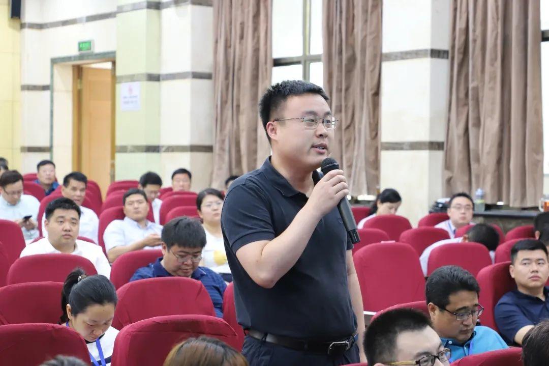 凡人善举暖人间 辽宁街头现生命接力 凡人善举暖人间 辽宁街头现生命接力