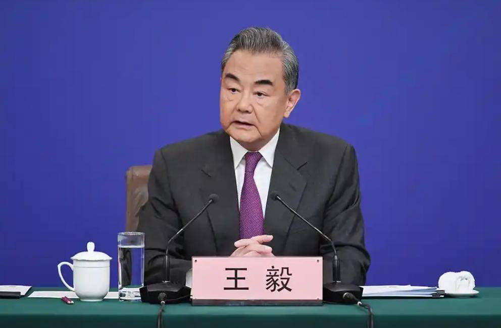 跨越语言的桥梁,毛宁用日文转发王毅外长表态背后的战略深意 跨越语言的桥梁,毛宁用日文转发王毅外长表态背后的战略深意