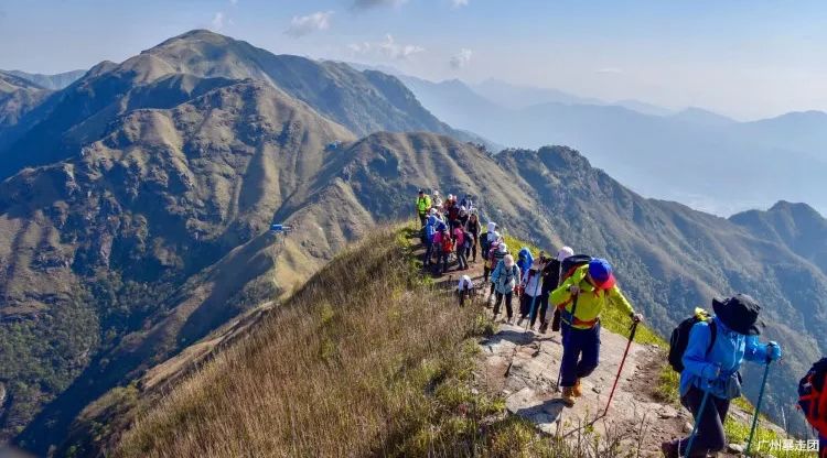 53岁男子，50天徒步1500公里的归途