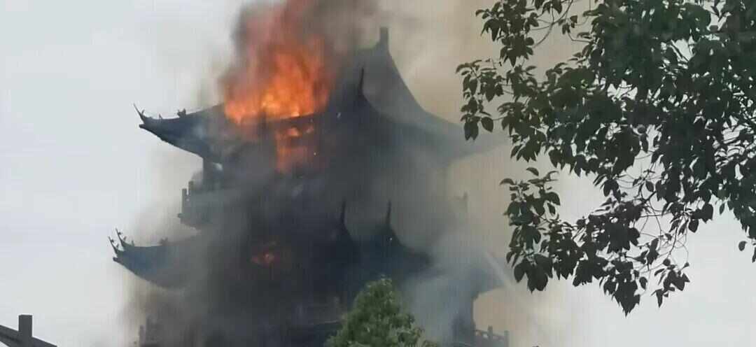 千年古刹遭劫!江苏某寺庙被烧得只剩框架,当地回应引众议 千年古刹遭劫!江苏某寺庙被烧得只剩框架,当地回应引众议