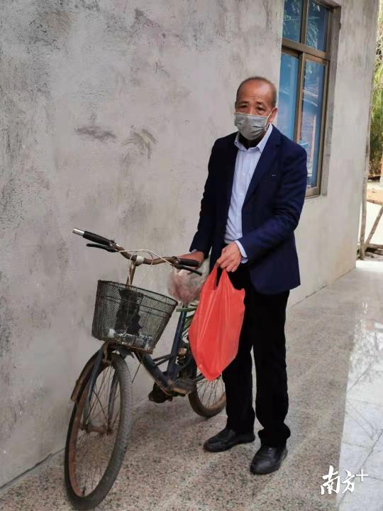 黄金跑腿代购热潮背后的法律隐忧，一场躺赚美梦的风险拆解