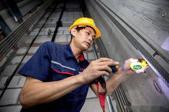 温暖与羞辱,一场暖气维修中的性别羞辱事件引发的社会反思 温暖与羞辱,一场暖气维修中的性别羞辱事件引发的社会反思