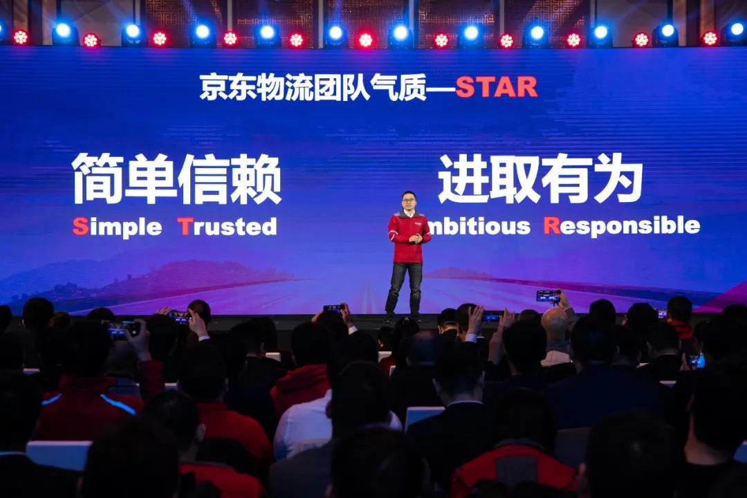 美国政府效率部提前解散,一场被忽视的政府改革实验 美国政府效率部提前解散,一场被忽视的政府改革实验