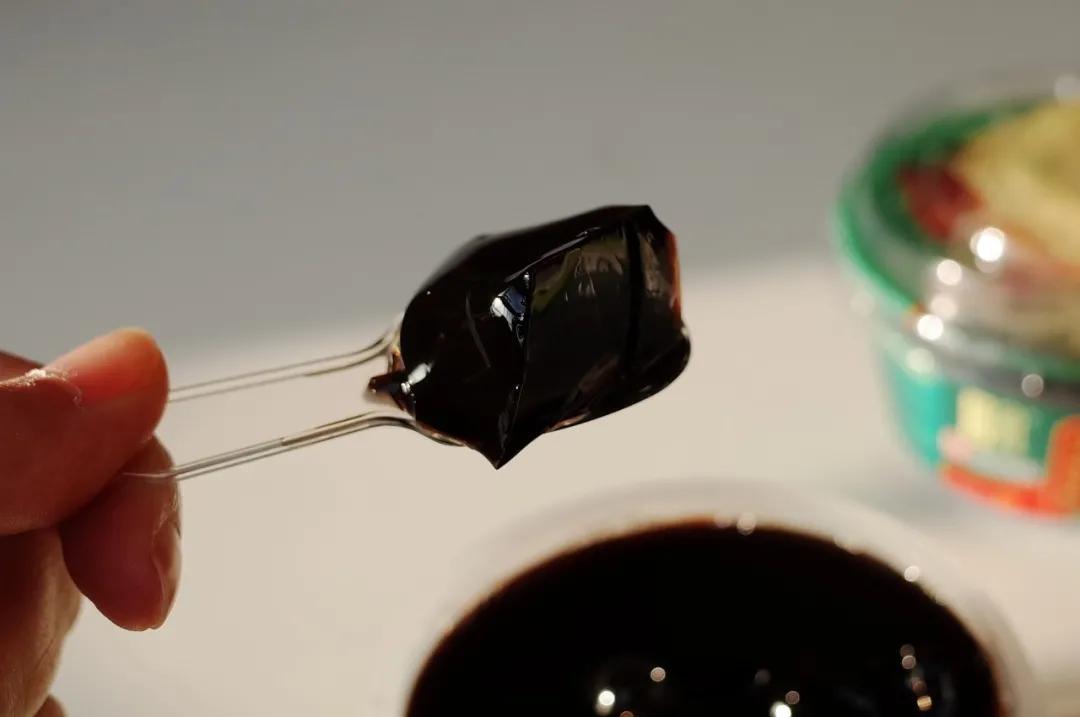 9.9元网购的它半夜烧了家,一场低价狂欢背后的生死课 9.9元网购的它半夜烧了家,一场低价狂欢背后的生死课