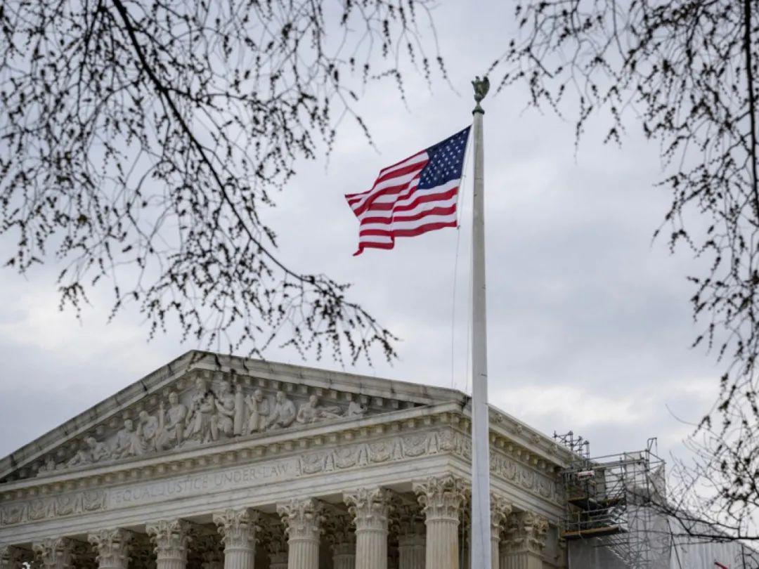 特朗普支持公开爱泼斯坦案文件，政治博弈与司法独立的碰撞