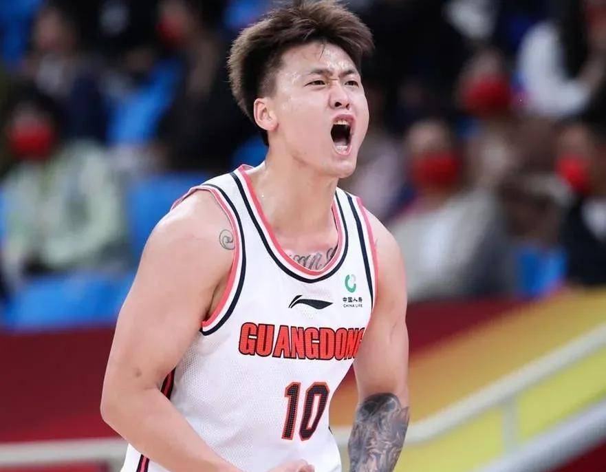 男篮世预赛生死战名单揭晓!赵睿缺席引发阵容震荡,乔尔杰维奇如何破局? 男篮世预赛生死战名单揭晓!赵睿缺席引发阵容震荡,乔尔杰维奇如何破局?