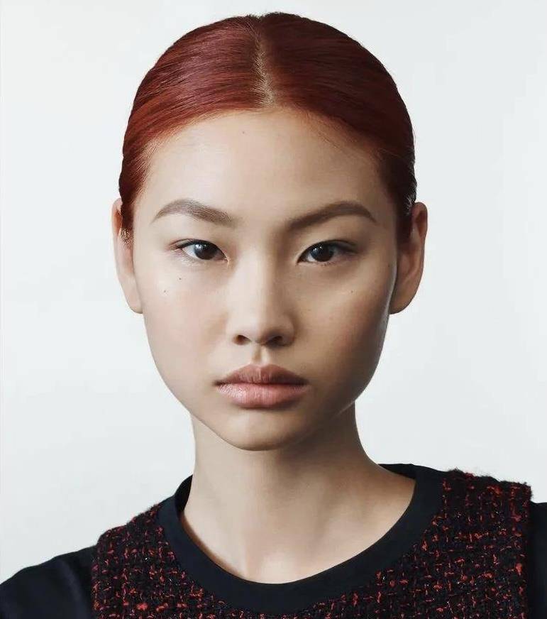 高颜值争议背后，模特冠军的美貌标准是否该被解构？