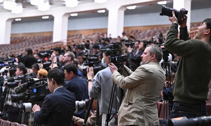 撕裂的国民意志,日本政治精英与民众矛盾的爆发 撕裂的国民意志,日本政治精英与民众矛盾的爆发