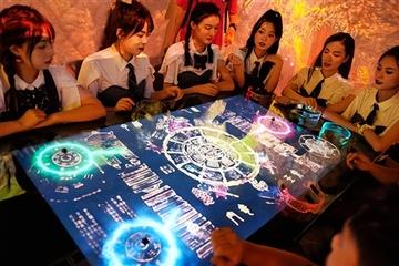 奶茶袋里的千元生意，年轻人为何沉迷？