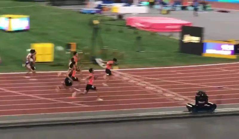 00后闪电划破全运会百米赛道,中国短跑新纪元由此开启 00后闪电划破全运会百米赛道,中国短跑新纪元由此开启