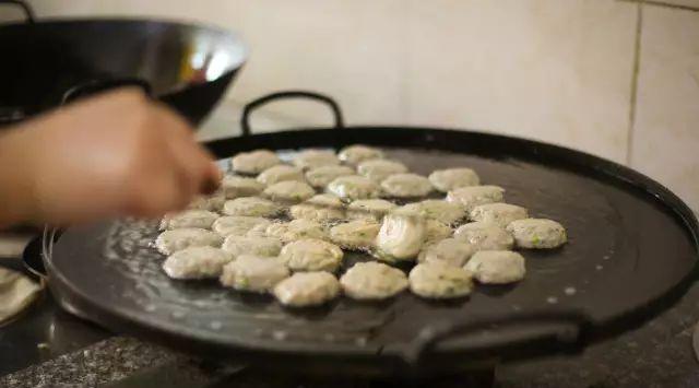 跨越港澳的温情纽带,澳门红十字会50万港元赈灾基金点亮香港救援希望 跨越港澳的温情纽带,澳门红十字会50万港元赈灾基金点亮香港救援希望