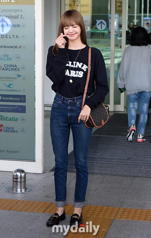 国乒女团巴黎登顶,三代传承铸就新辉煌 国乒女团巴黎登顶,三代传承铸就新辉煌