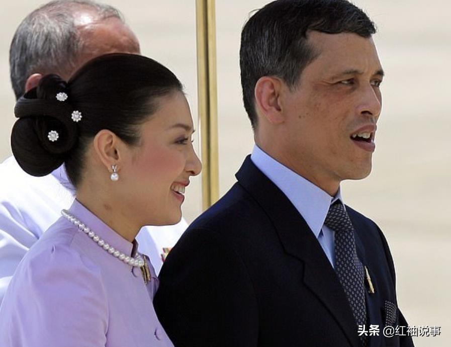 解放军密集发布练兵视频,信息量背后有何深意? 解放军密集发布练兵视频,信息量背后有何深意?