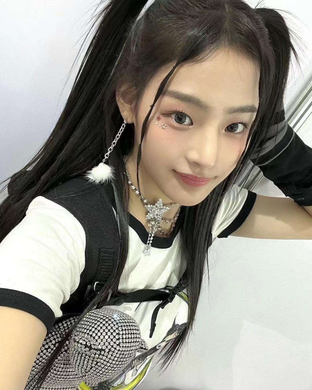 国乒女团巴黎登顶,三代传承铸就新辉煌 国乒女团巴黎登顶,三代传承铸就新辉煌