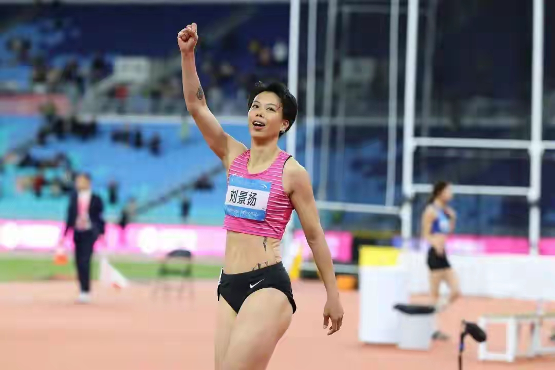 黑马刘景扬逆袭夺冠,中国女子100米栏迎来新科冠军 黑马刘景扬逆袭夺冠,中国女子100米栏迎来新科冠军