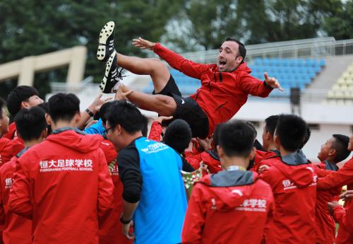 青训硕果初绽！U17国足8-0横扫斯里兰卡，中国足球未来可期