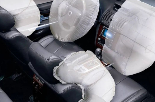 宝马全球召回14.2万辆问题车辆 涵盖多款车型,软件缺陷引发气囊安全隐患 宝马全球召回14.2万辆问题车辆 涵盖多款车型,软件缺陷引发气囊安全隐患