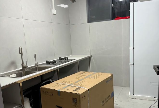 千人爱心接力!司机离世留下年幼女儿 社区万人捐款建成希望之家 千人爱心接力!司机离世留下年幼女儿 社区万人捐款建成希望之家