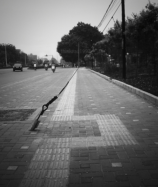 盲道,一场被忽视的文明博弈 盲道,一场被忽视的文明博弈