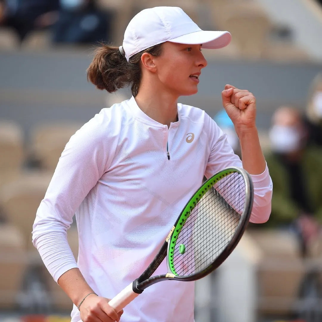 蒯曼黑马逆袭香港公开赛 女单决赛上演青春风暴