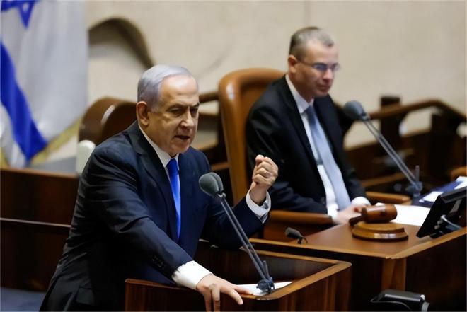 以色列总理内塔尼亚胡特赦请求引发司法危机与社会分裂