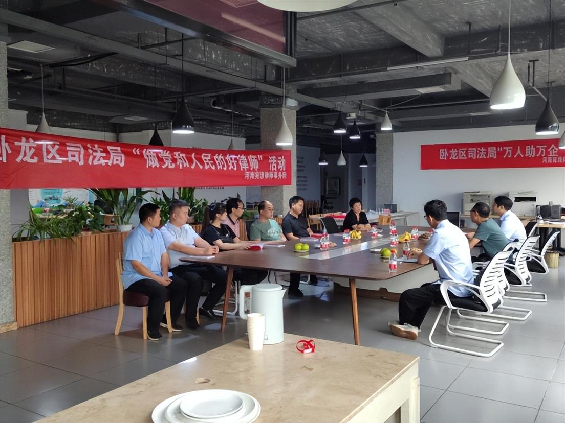 济南某小区物业办公室突发爆燃事故,燃气泄漏引发火灾,物业安全漏洞引关注 济南某小区物业办公室突发爆燃事故,燃气泄漏引发火灾,物业安全漏洞引关注