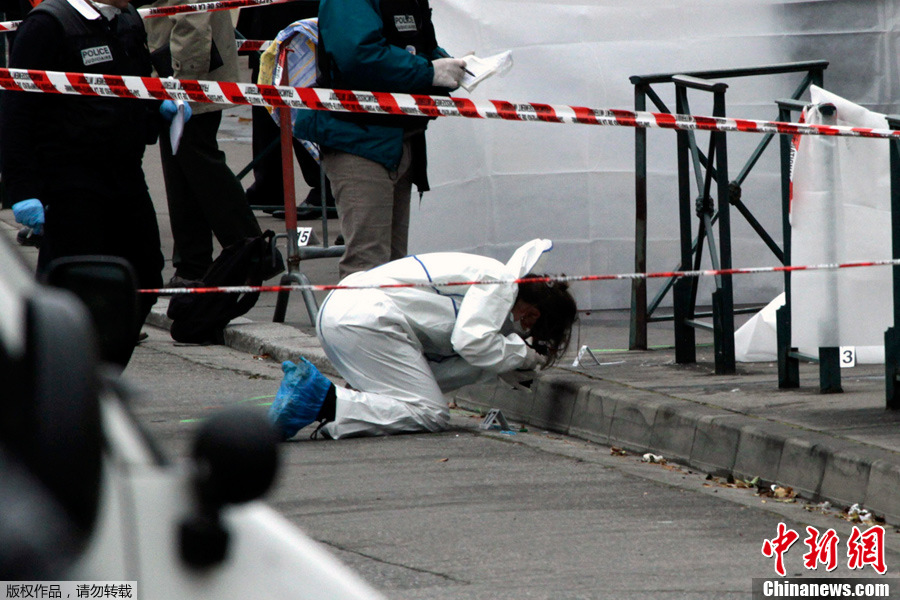 悉尼街头惊现血案,12人遇害枪击事件引发社会震荡 悉尼街头惊现血案,12人遇害枪击事件引发社会震荡