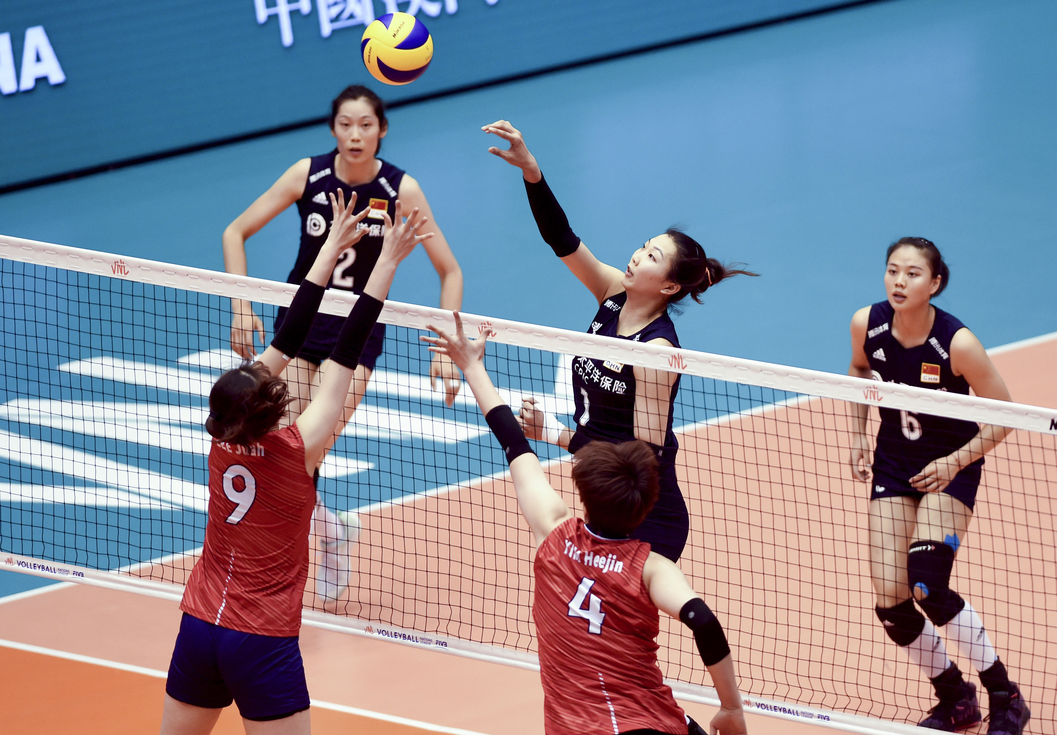 王楚钦孙颖莎双喜临门!中国乒坛新生代闪耀澳门世界杯,奥运资格争夺战正式打响 王楚钦孙颖莎双喜临门!中国乒坛新生代闪耀澳门世界杯,奥运资格争夺战正式打响