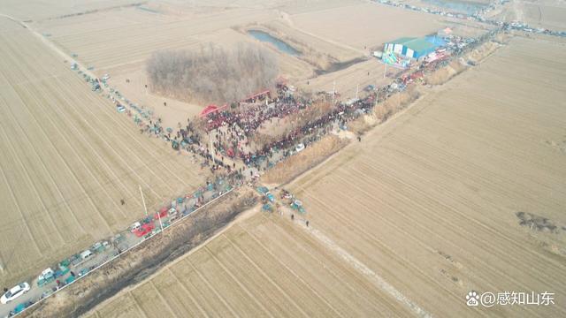一场千年赶集的现代启示录—解码10万人赶曹洼的集体狂欢 一场千年赶集的现代启示录—解码10万人赶曹洼的集体狂欢