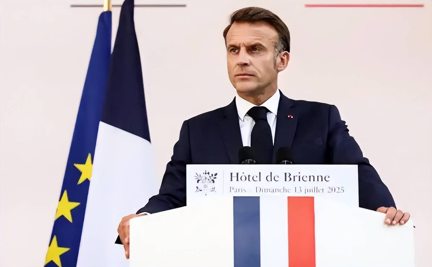 中法友谊新章,马克龙携熊猫外交开启成都行,共绘绿色经济合作新蓝图 中法友谊新章,马克龙携熊猫外交开启成都行,共绘绿色经济合作新蓝图