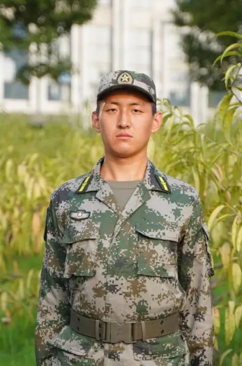 从高分到军装,一名女生的高职定向培养军士之路 从高分到军装,一名女生的高职定向培养军士之路