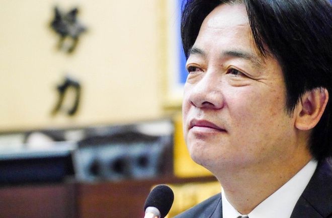 政治舞台上的默契与争议,郑丽文与卢秀燕的三度拥抱背后的权力博弈 政治舞台上的默契与争议,郑丽文与卢秀燕的三度拥抱背后的权力博弈